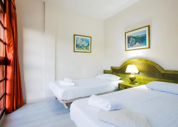 104 Andorra Close To The Плая-де-лас-Америкас