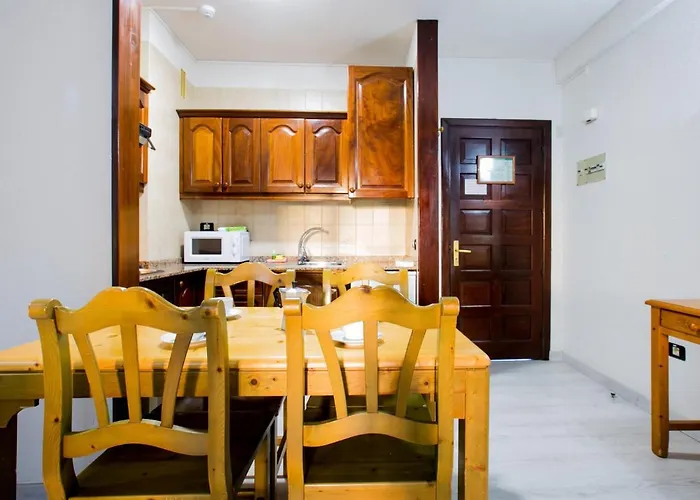 104 Andorra Close To The